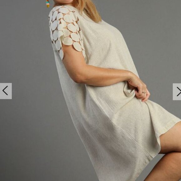 Plus mini dress textured lace reglan sleeves Umgee - Picture 4 of 6